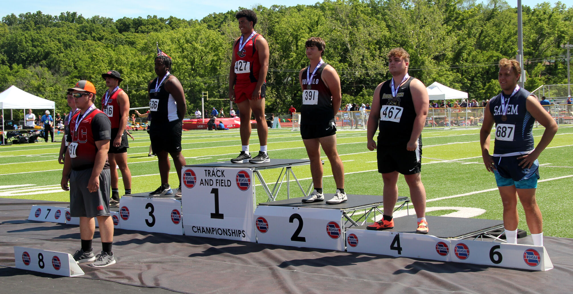 discus pyle stand 2.JPG